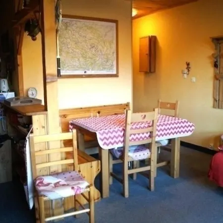 Avec 2 Chambres En Duplex Avec Un Grand Terassea 100 M De La Telecabine Appartement *